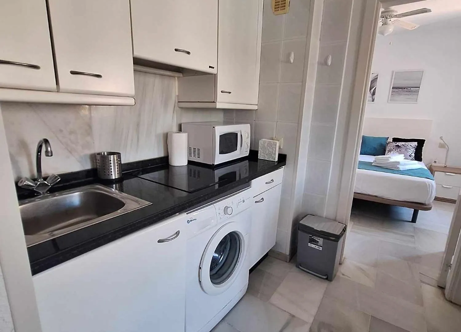 Primera Linea Del Mar - Acceso Directo Playa Carihuela Torremolinos Apartamento