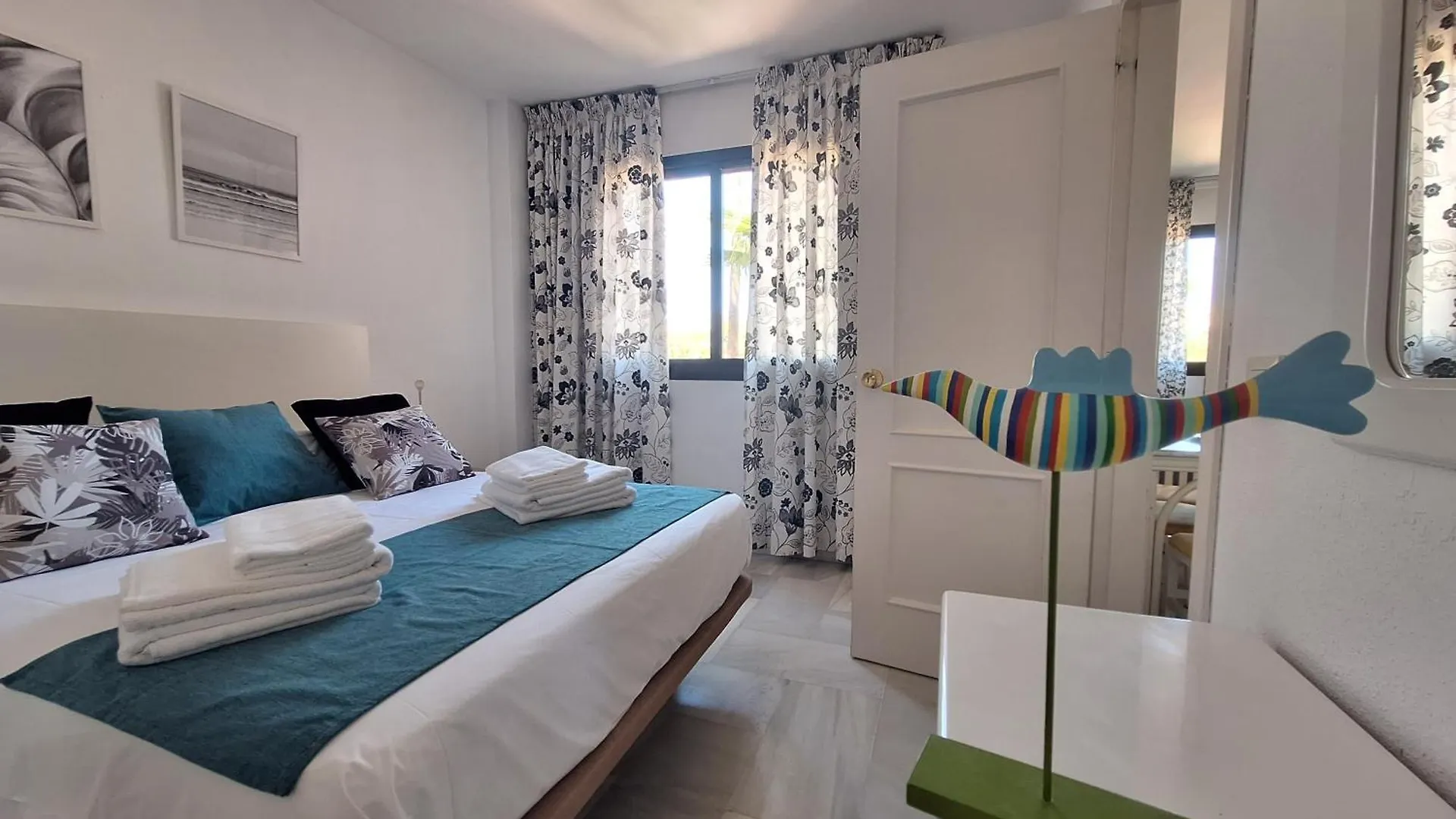 Primera Linea Del Mar - Acceso Directo Playa Carihuela Torremolinos