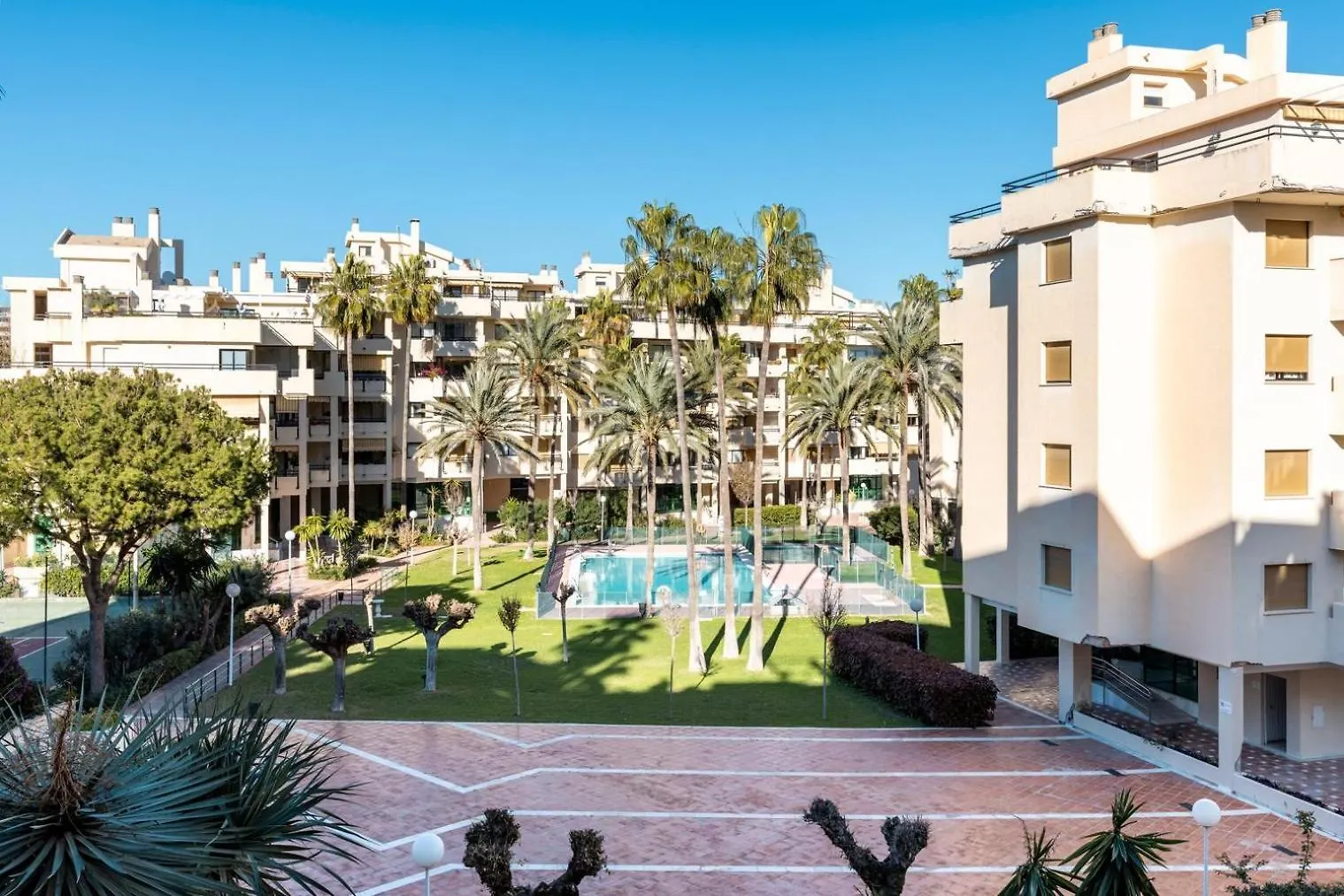 Primera Linea Del Mar - Acceso Directo Playa Carihuela Torremolinos España