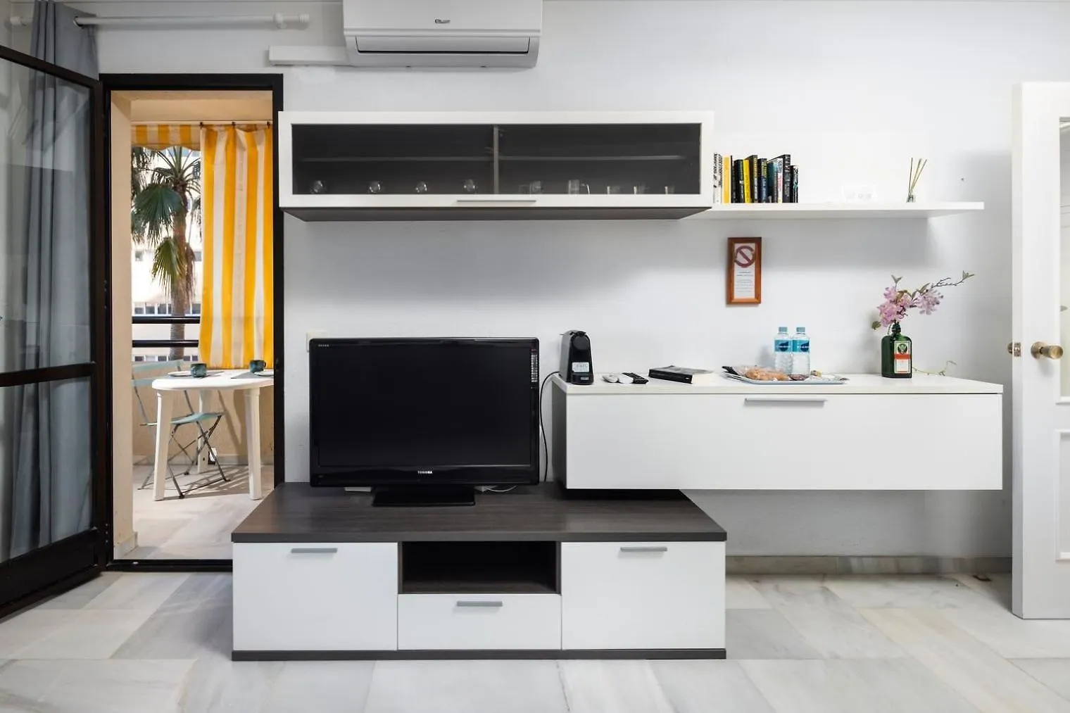 Apartamento Primera Linea Del Mar - Acceso Directo Playa Carihuela Torremolinos