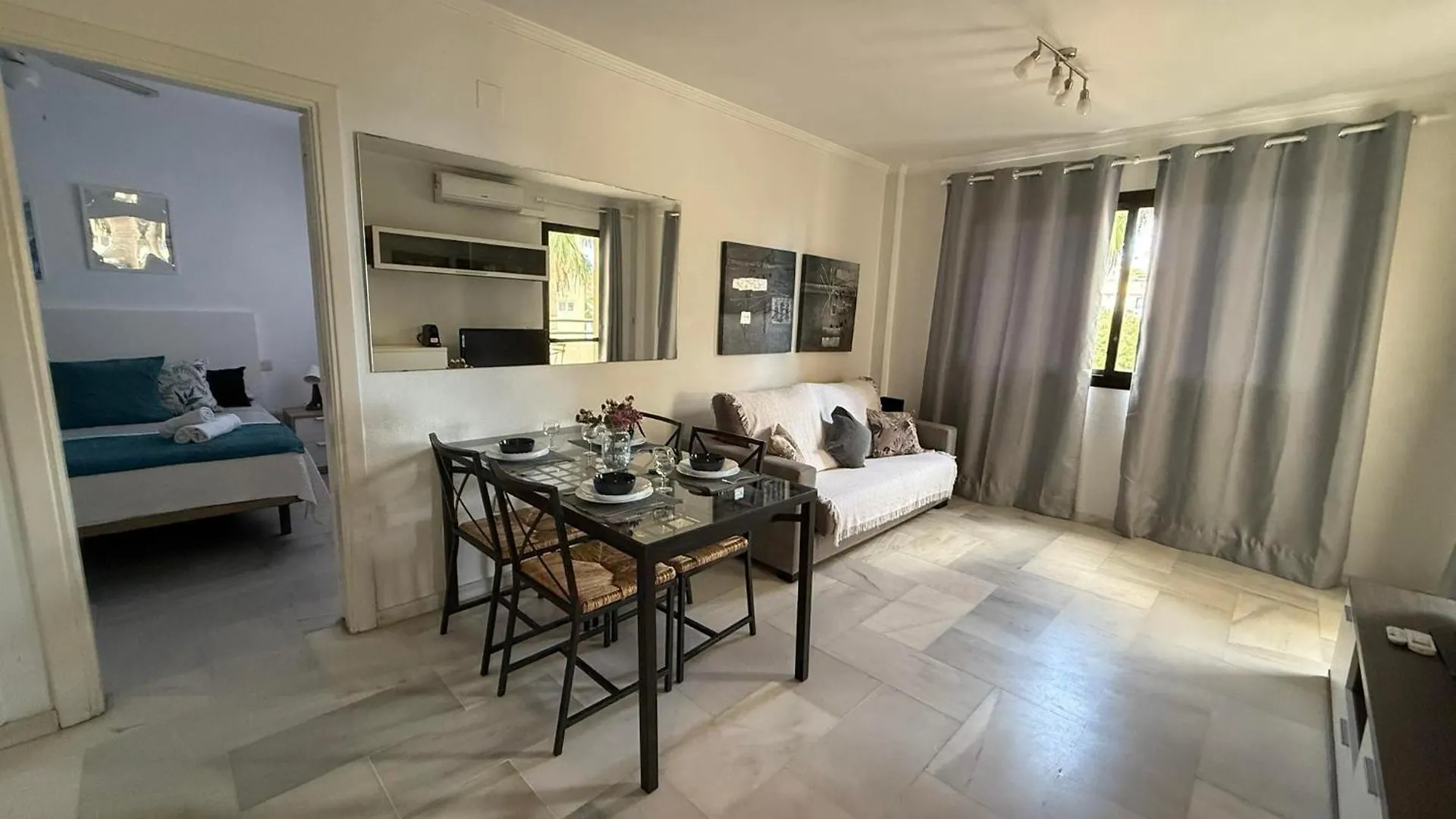 Apartamento Primera Linea Del Mar - Acceso Directo Playa Carihuela Torremolinos